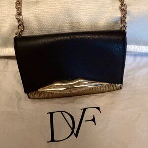 Diane von Furstenberg Carolina Lips black leather and gold-tone metal clutch bag